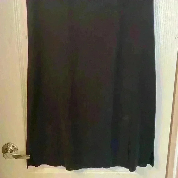 Misook Sleeveless Sheath Knit Dress - Picture 5 of 9